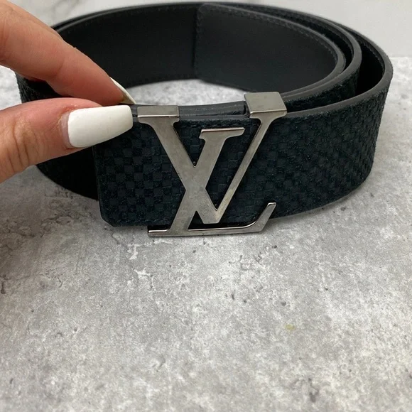 Louis Vuitton | Accessories | Louis Vuitton Suede Calfskin  display picture 2